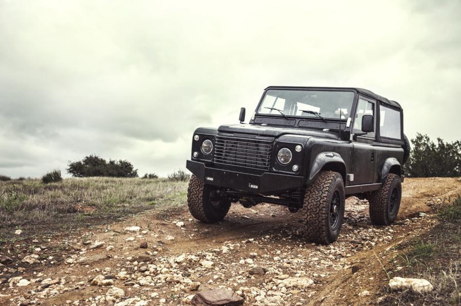  Land Rover Defender 90 by Icon 2014 года  (фото 24 из 63)